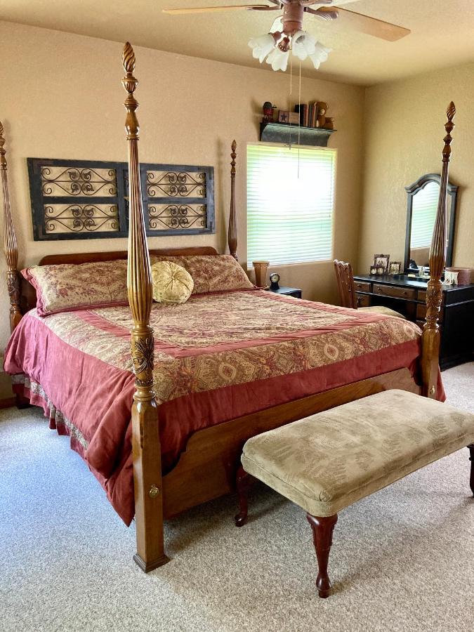 Casa Del Rio Bed And Breakfast Bastrop Exteriör bild